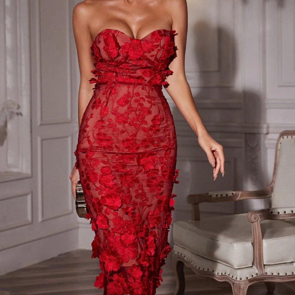 Strapless Red florer applique midi dress